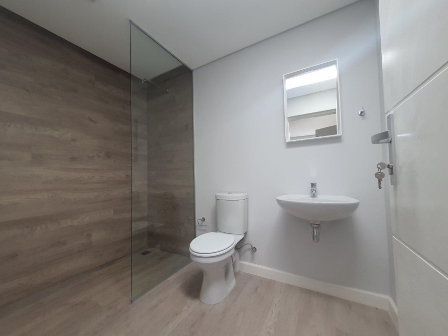 To Let 3 Bedroom Property for Rent in Loevenstein Western Cape